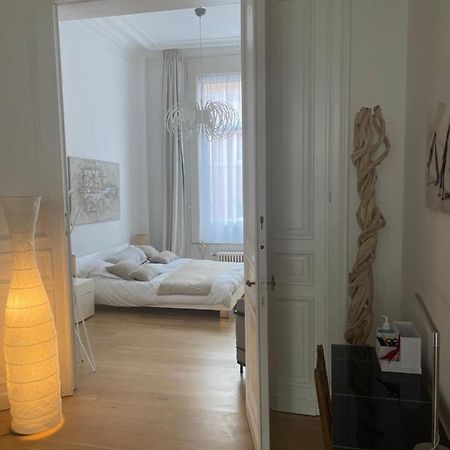 Apartment In Trendy Chatelain Center Brussels Area Little Garden Internet Wifi Ngoại thất bức ảnh